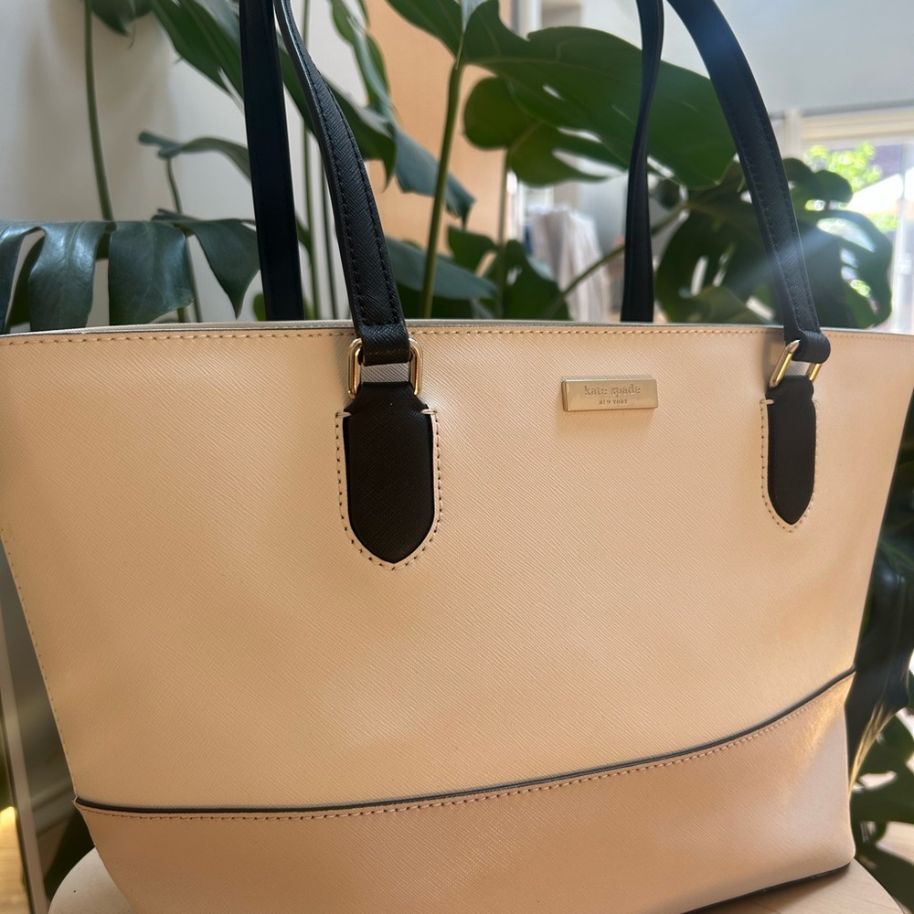 Kate Spade Cream and Black Elegant Tote